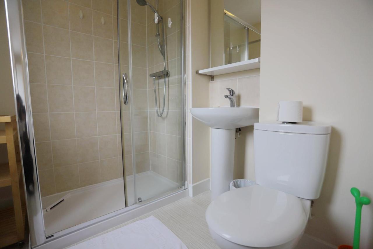 Easytravel Luxury Nec/Airport 3 Beds House Daire Birmingham Dış mekan fotoğraf