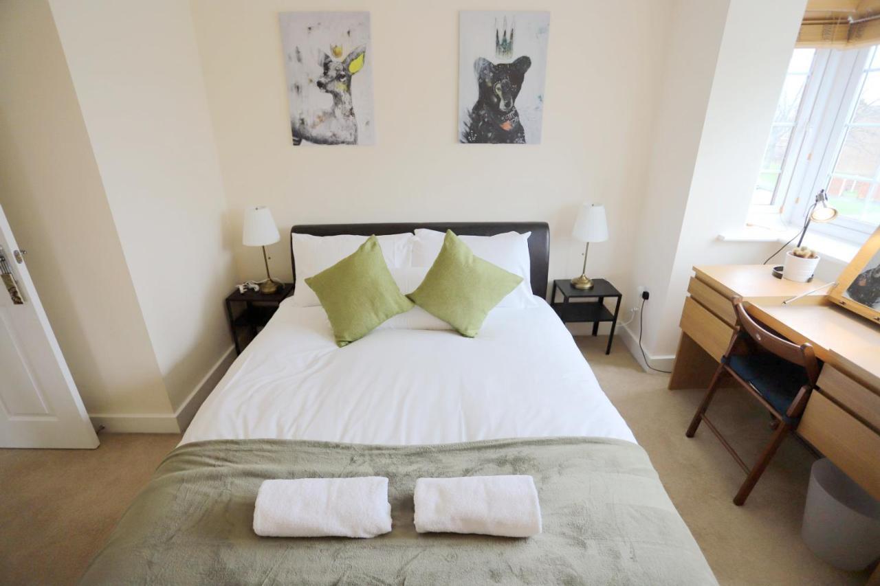 Easytravel Luxury Nec/Airport 3 Beds House Daire Birmingham Dış mekan fotoğraf